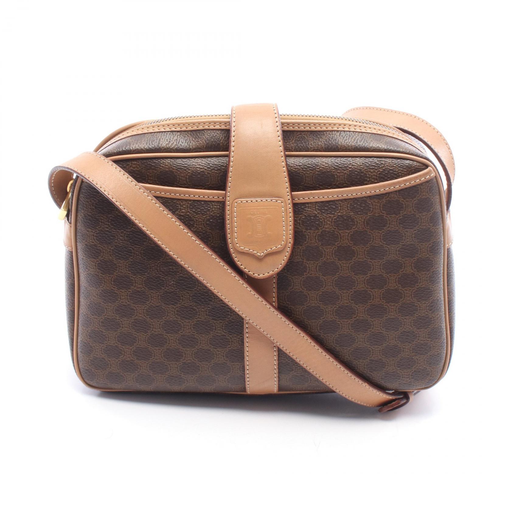 【10%OFFクーポン 7/21 10時～7/26 9:59】セリーヌ CELINE マカダム ショルダーバッグ バッグ PVCコーティングキャンバス レザー ブラウン系 【中古】｜RECLO（リクロ）店