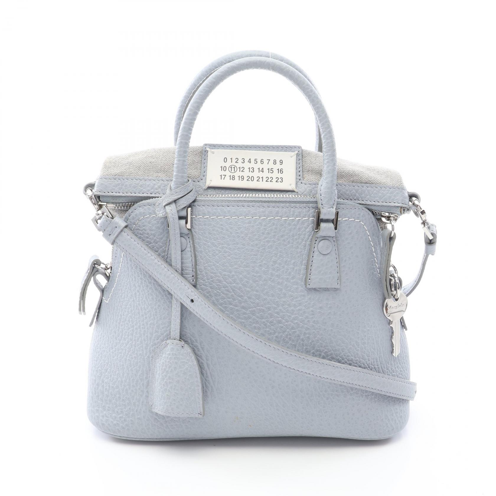 【10%OFFクーポン 7/21 10時～7/26 9:59】メゾンマルジェラ11 Maison Margiela 11 5AC ミニバッグ 2WAY ハンドバッグ バッグ レザー ブルー系 S56WG0082 【中古】｜RECLO（リクロ）店