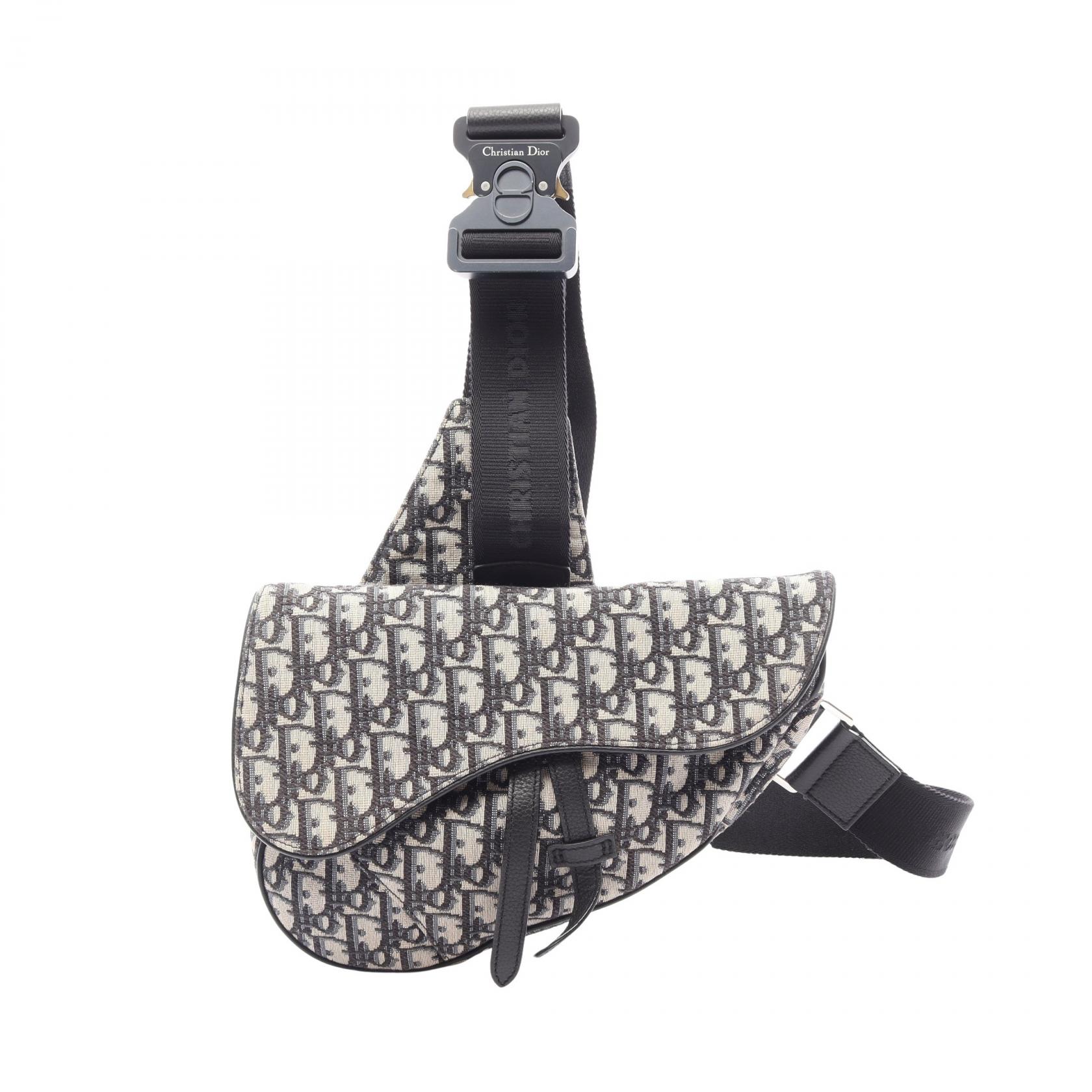 【10%OFFクーポン 7/21 10時～7/26 9:59】ディオール Dior SADDLE サドル オブリーク ジャガード ウエストバッグ ボディバッグ バッグ キャンバス レザー ベージュ系 / ネイビー系 【中古】｜RECLO（リクロ）店