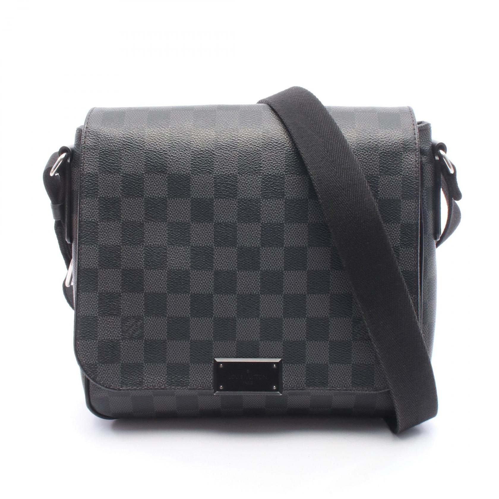 【10%OFFクーポン 7/21 10時~7/26 9:59】ルイ・ヴィトン LOUIS VUITTON ディストリクトPM ダミエグラフィット ショルダーバッグ バッグ PVCコーティングキャンバス レザー ブラック系 N41260 【中古】|RECLO(リクロ)店