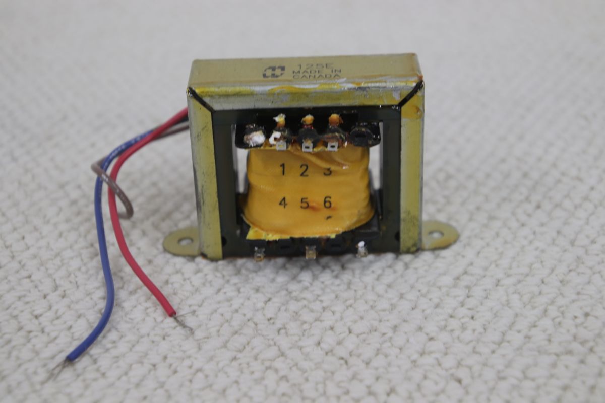 【中古】Hammond Manufacturing ハモンド マニュ 125E Single Trans シングルトランス状態 /680 その他-オーディオ