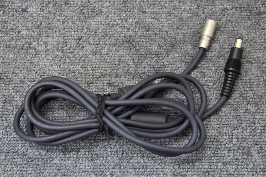 【中古】フジクラ 電池式 ホットジャケットストリッパ HJS-02用 DC電源コード DCC-03■対応融着機 FSM-16R に使用可能■光ファイバー融着機・ストリッパ・カッタ・ホルダもご用意■ホットストリッパー・ホットジャケットリムーバー・ホットリムーバ