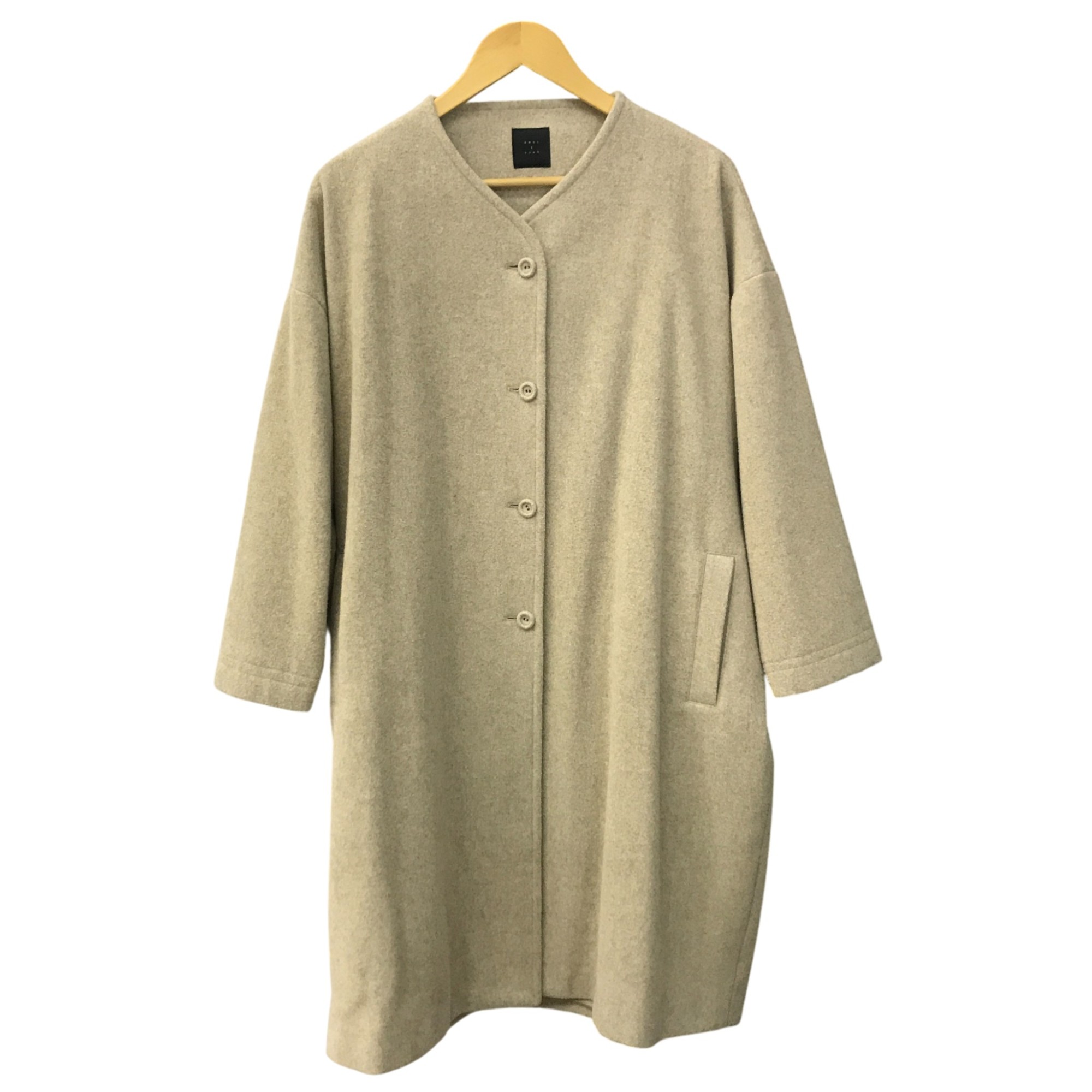 【春物新品】オオカミとフクロウ ロングコート　キナリ 特徴的な襟元のコートで洗練された印象に - tandey suuu