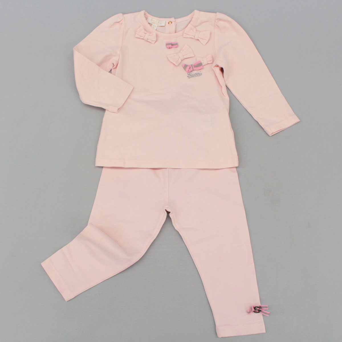 楽天市場 Gucci グッチ ベビーパジャマ サイズ9 12 Pink ピンク 70相当 リボン 女の子 上下セット セットアップ 中古 リサイクル ティファナ