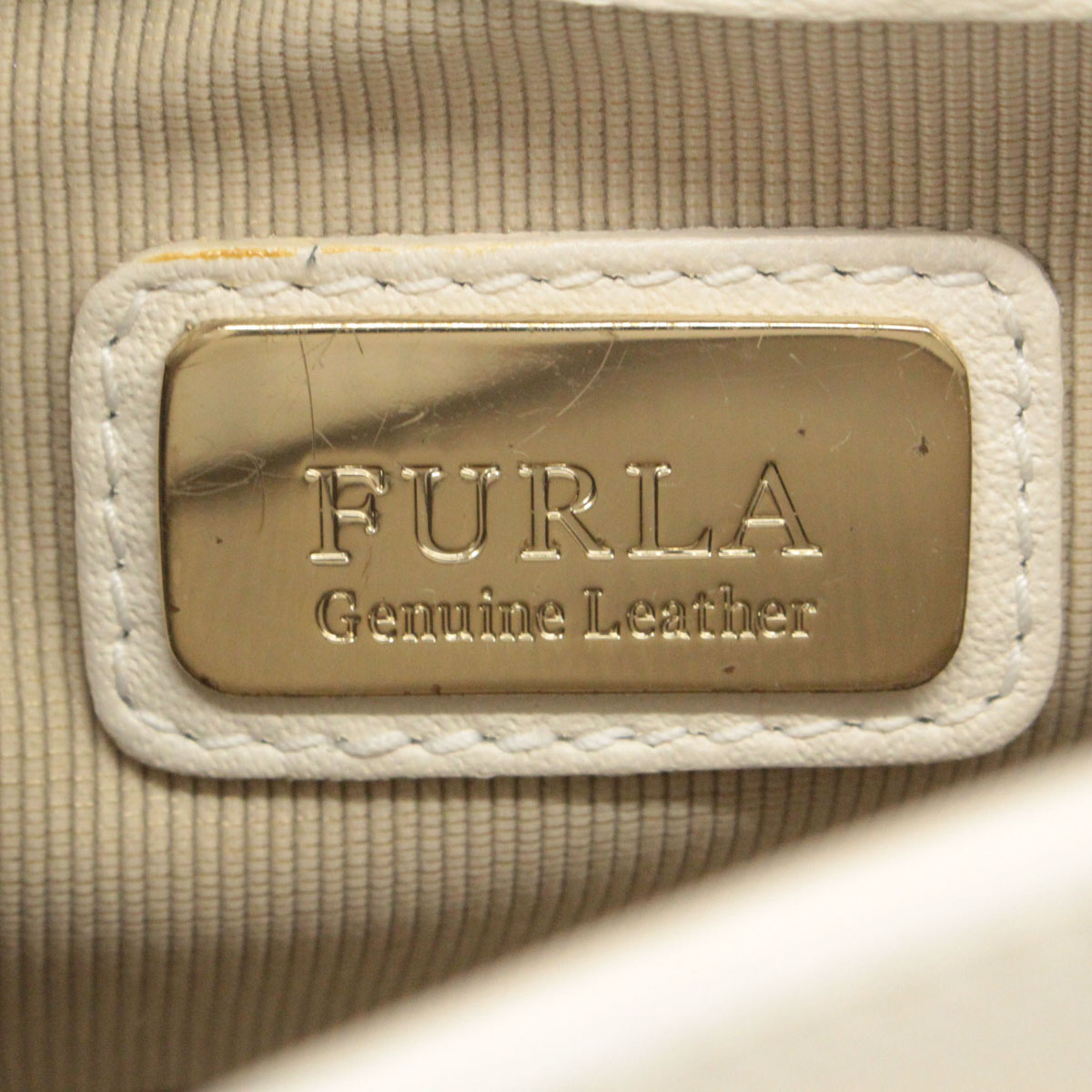 全国組立設置無料 Furla フルラ メトロポリス チェーンショルダーバッグ White 白 ホワイト 鍵付 肩掛け 斜め掛け レディース 鞄 中古 リサイクル ティファナ 在庫一掃 Localterrace Com