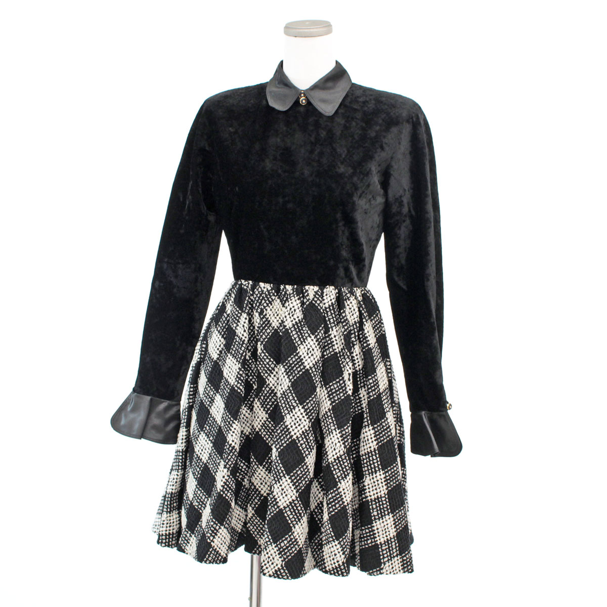未使用品 Christian クリスチャンディオール 中古 ベロア ツイードワンピース ティファナ リサイクル ワンピース ベロア ツイード ワンピース クリスチャンディオール Dior サイズs ブラック ホワイト チェック柄 レディース