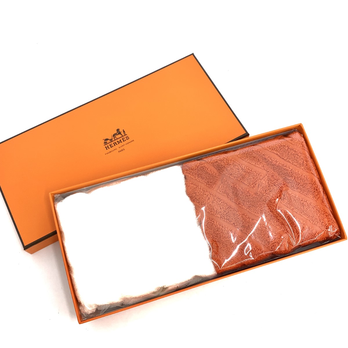 楽天市場】【返品OK】【未使用品・新古品】エルメス カレ タオル