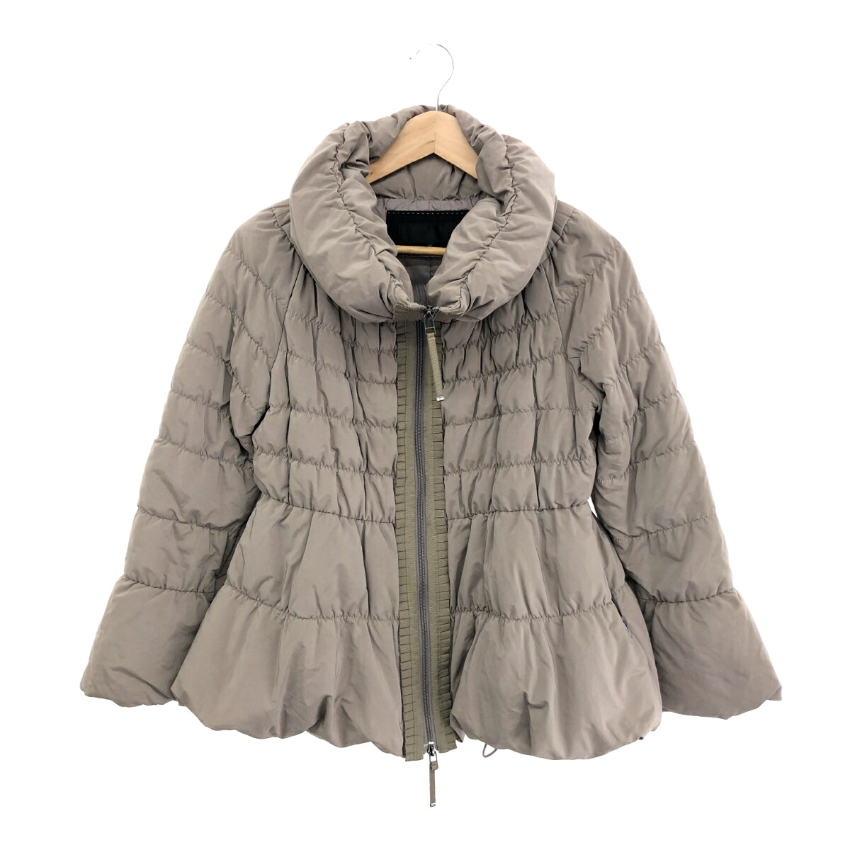 TO BE CHIC トゥービーシック ダウンコート サイズ:40 ベージュ レディース フレア ロールカラー アウター 【中古】|リサイクル ティファナ