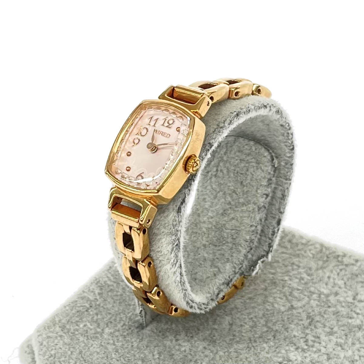 腕時計　レディース　セイコーウォッチ　WIRED ヴィンテージ　SEIKO SEIKO - SEIKO WIRED 道端ジェシカモデル レディース 腕時計の