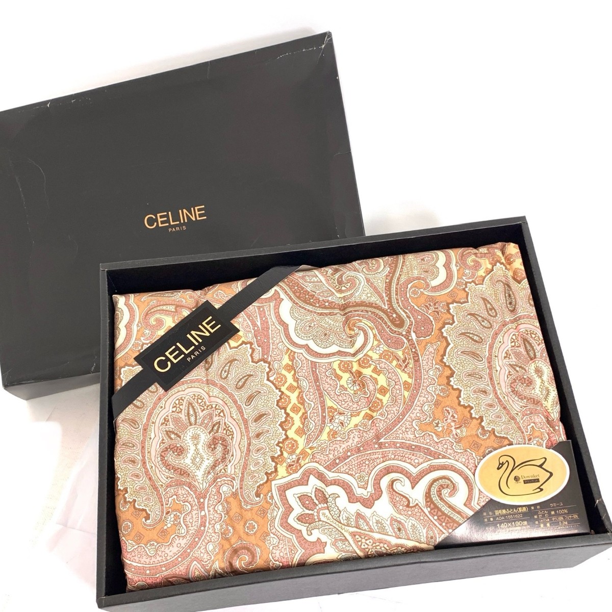 【未使用品】【匿名配送】CELINE 純毛ひざ掛け ブラウン 馬車ロゴ刺繍 楽天市場】CELINE セリーヌ 純毛 毛布 美品 140×200 ブラウン