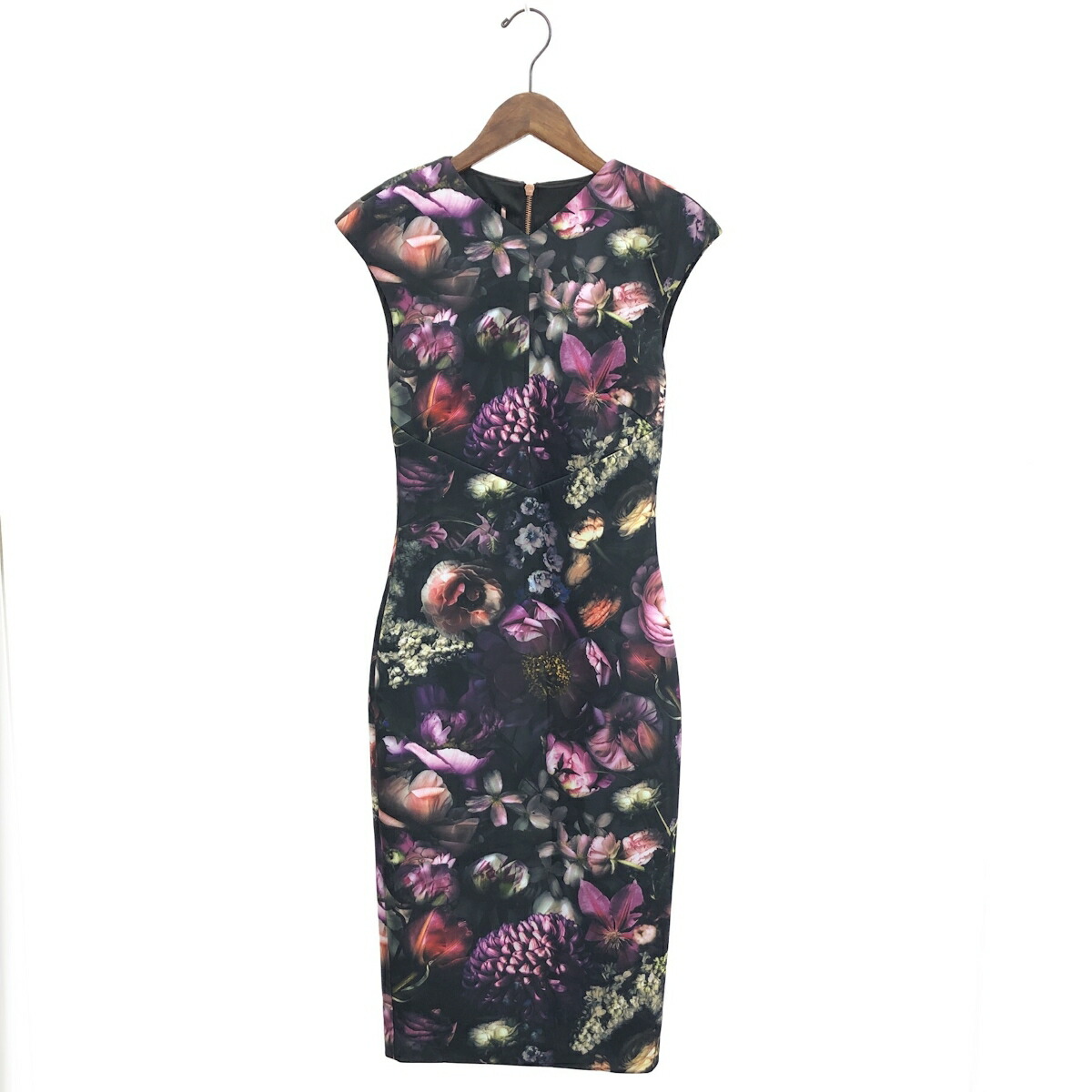 ted baker フリル ペンシル ワンピース タイト ノースリーブ　スカート 中古・古着通販】ted baker (テッドベーカー) 花柄ノースリーブ