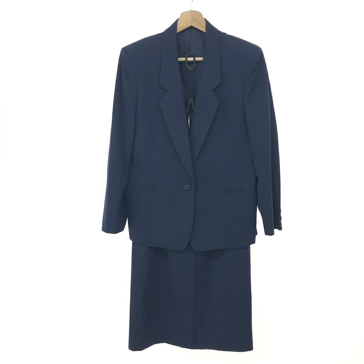 【BURBERRY 】三陽商会バーバリー　レディース　スカートスーツセットアップ BURBERRY 】三陽商会バーバリー レディース スカートスーツセットアップ