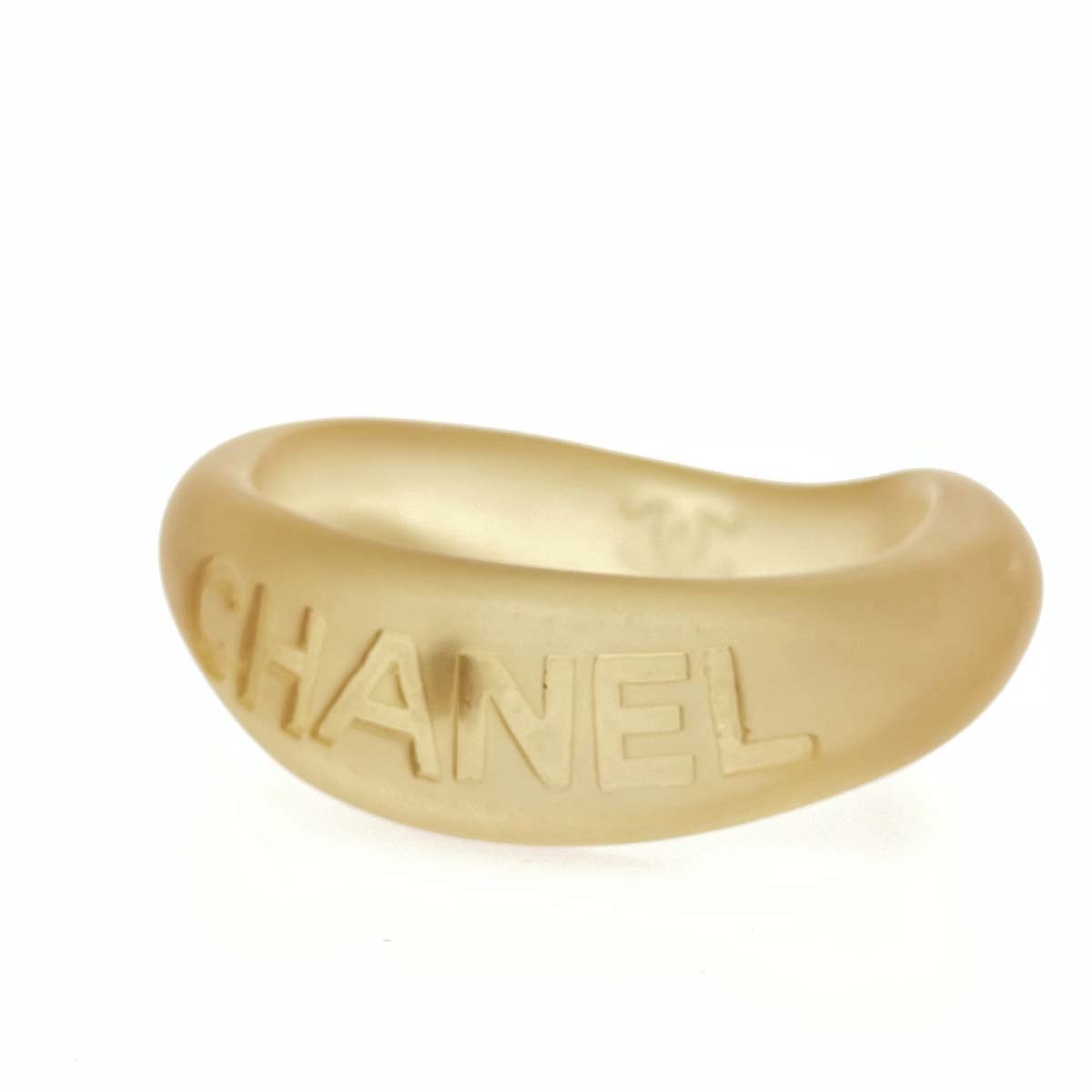 CHANELバングル CHANEL - CHANEL シャネル ロゴ バングル オープンバングル