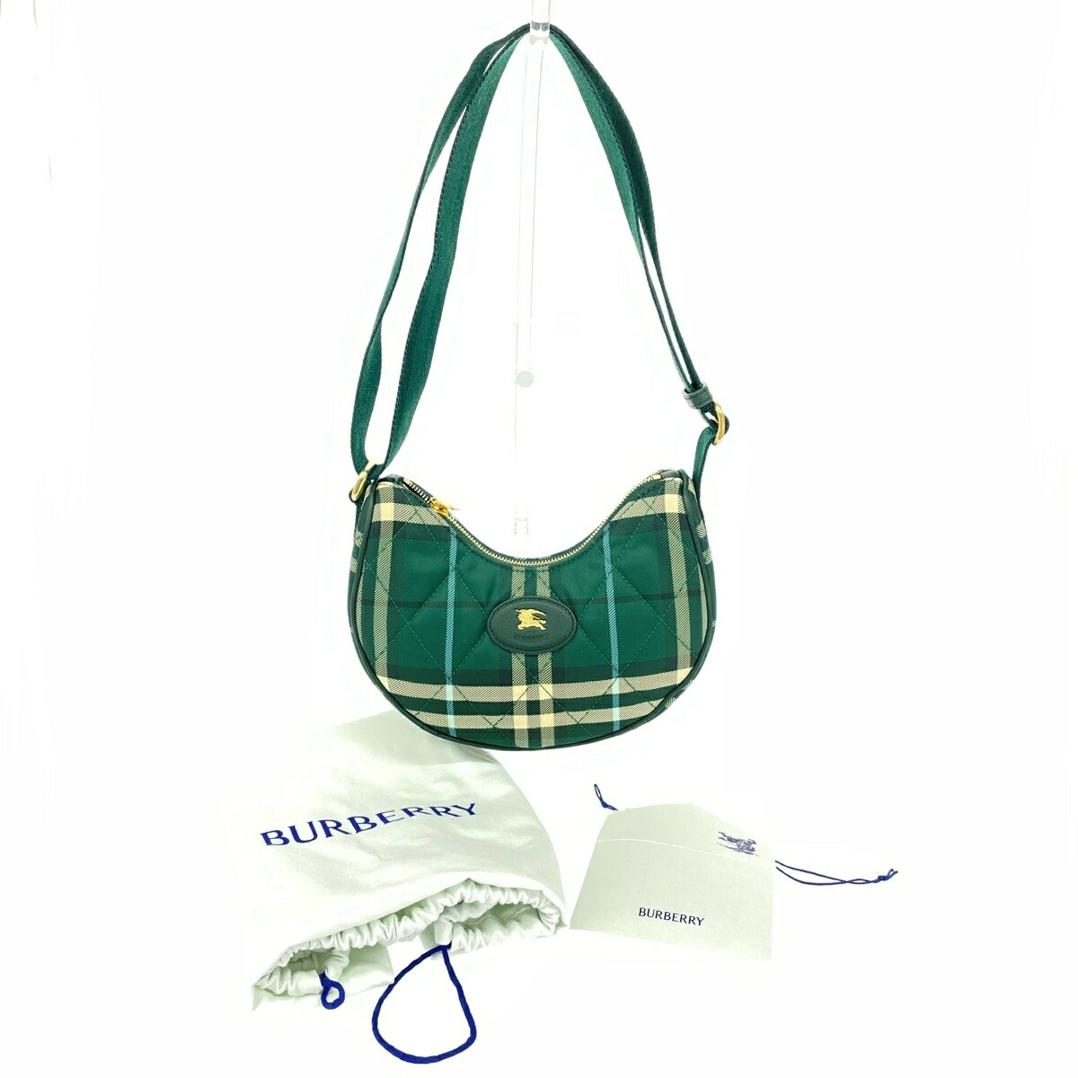 ★百貨店大売り出し客体商いもの★  BURBERRY LONDON バーバリーロンドン ショルダーバッグ/ホースシュークロスボディバッグ 美品  キルティングナイロン 81113101   緑であること 【中古】