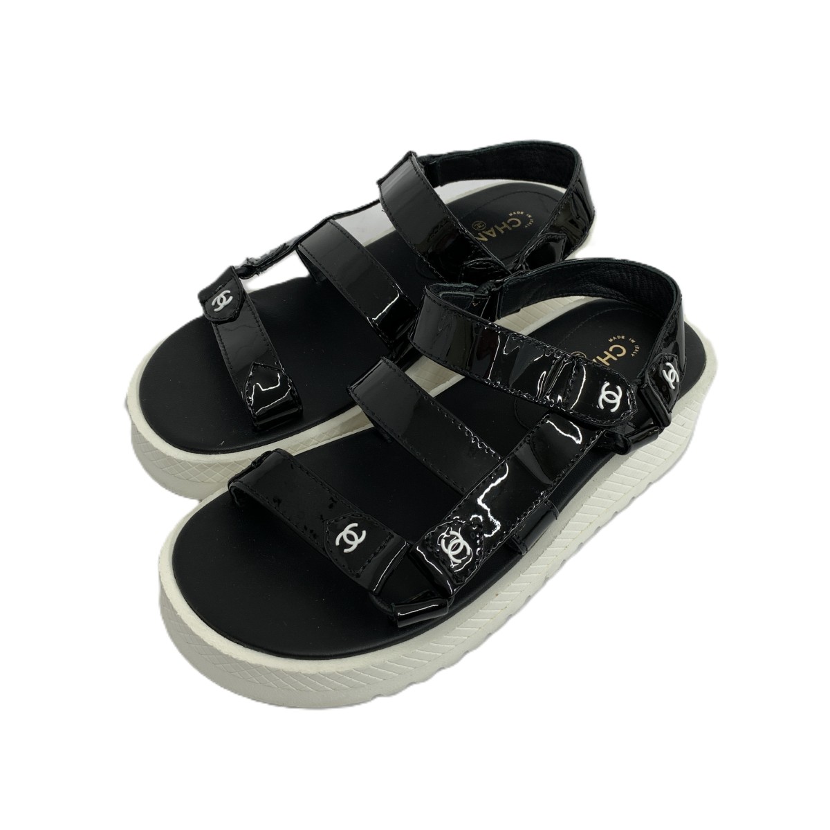 CHANEL ブラック キルティング サンダル　37 CHANEL ブラック キルティング サンダル 37