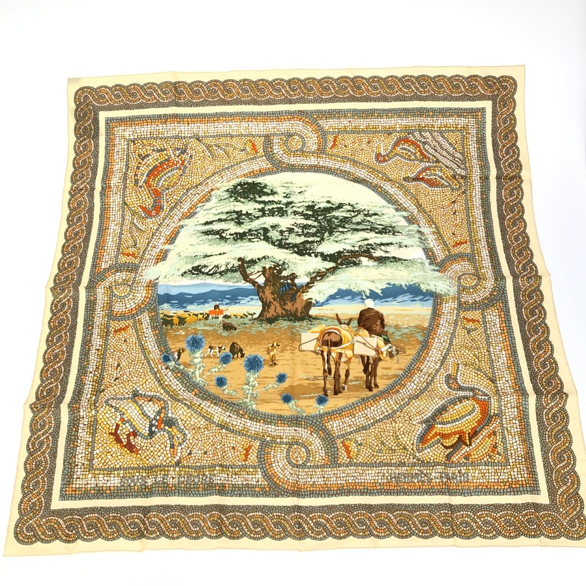 HERMES エルメス えり巻き/カレ90 美品  SOUS LE CEDRE/ヒマラヤ杉の下で/フランス共和国製   地絹100％ 赤銅色/ベージュ レディース【中古】