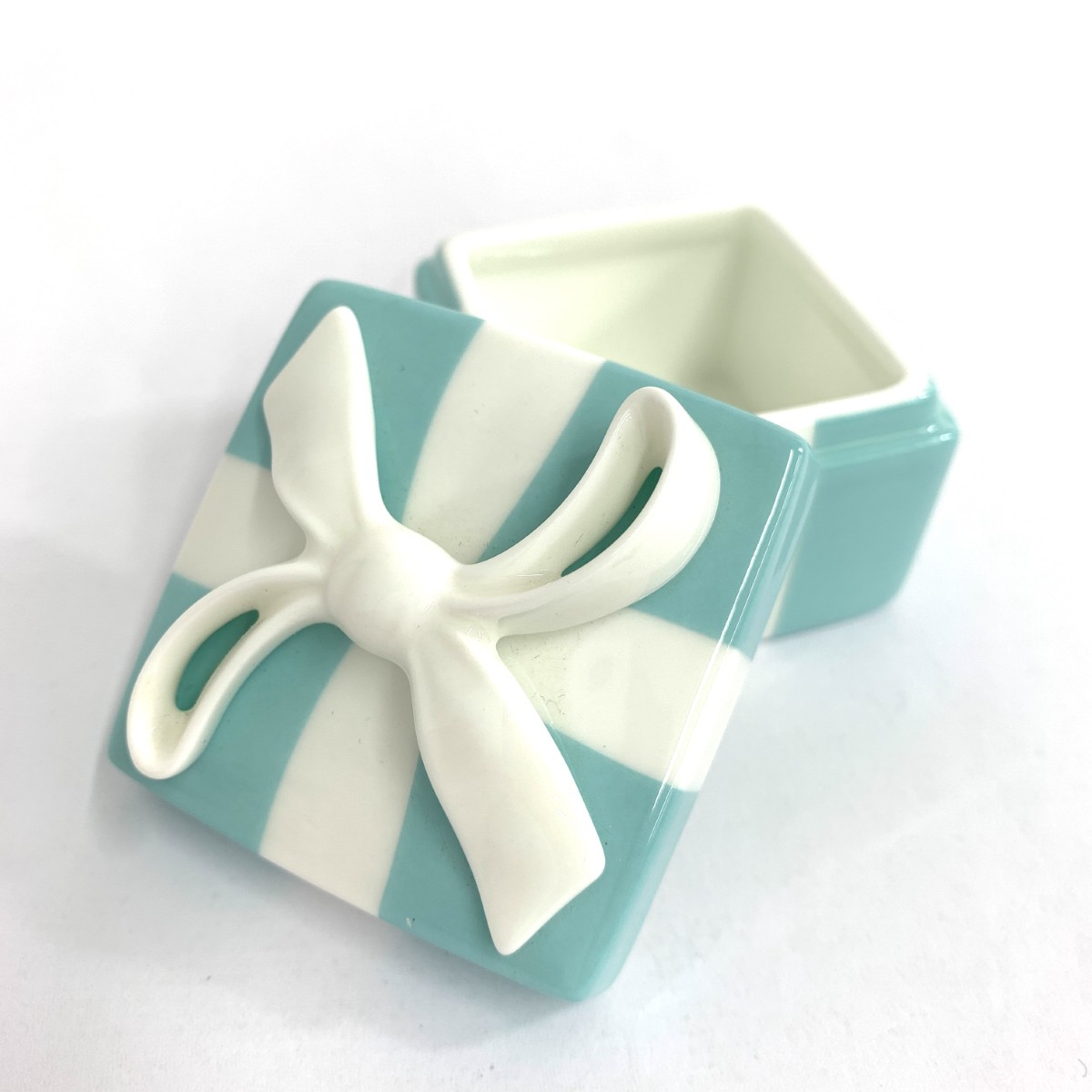 楽天市場】TIFFANY&Co. ティファニー ジュエリーボックス ジップ