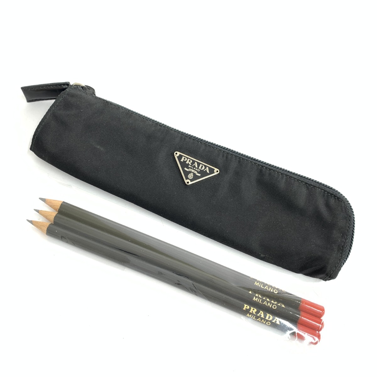 楽天市場】未使用 プラダ サフィアーノレザー ネイビー ペンケース