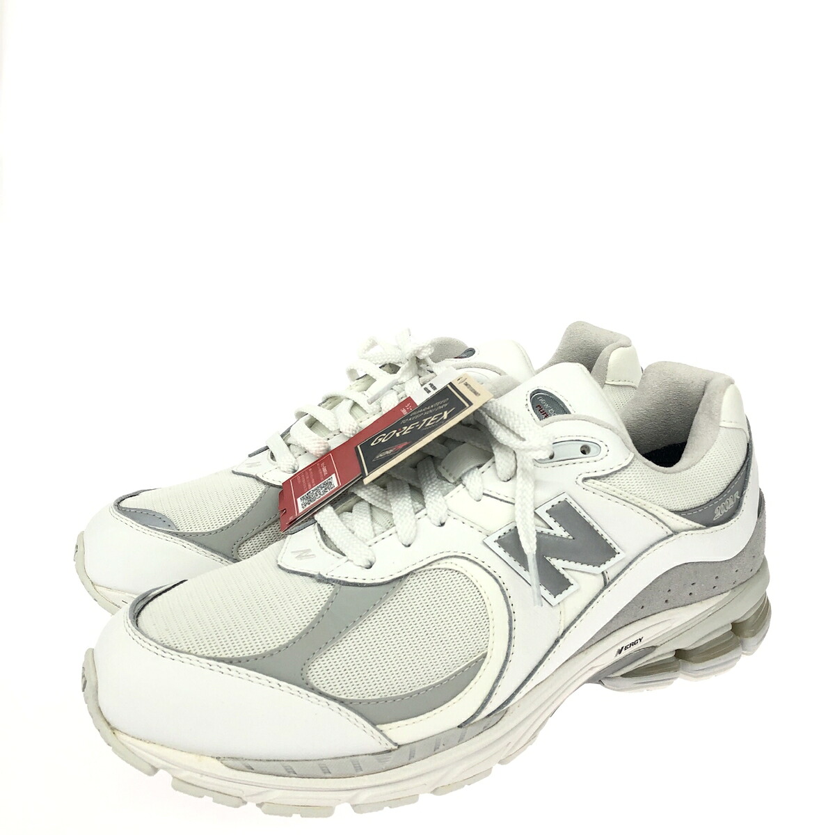 ★百貨店大売り出し客体商いもの★  new balance ニュー平衡にする M2002RXM 未当て嵌める品 書きあらわす大きさ:29糎 ゴアテックス    白いこと メンズ【中古】
