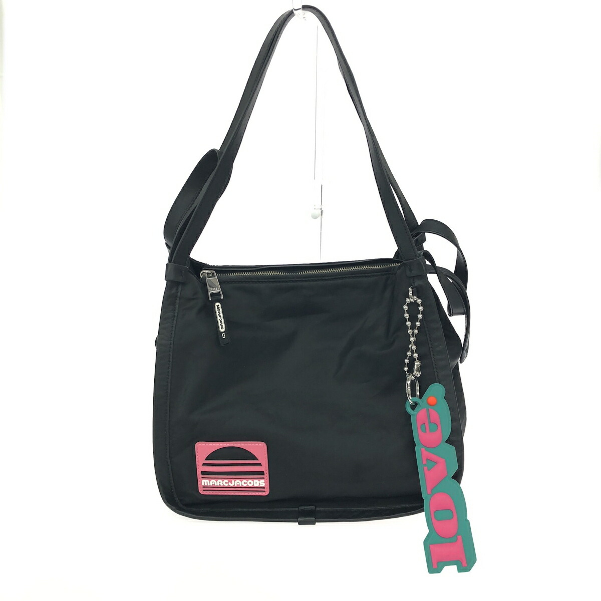 MARC JACOBS マークジェイコブス スポーツトート 良好 LOVE ロゴチャーム ナイロン M0013670 ブラック レディース【中古】