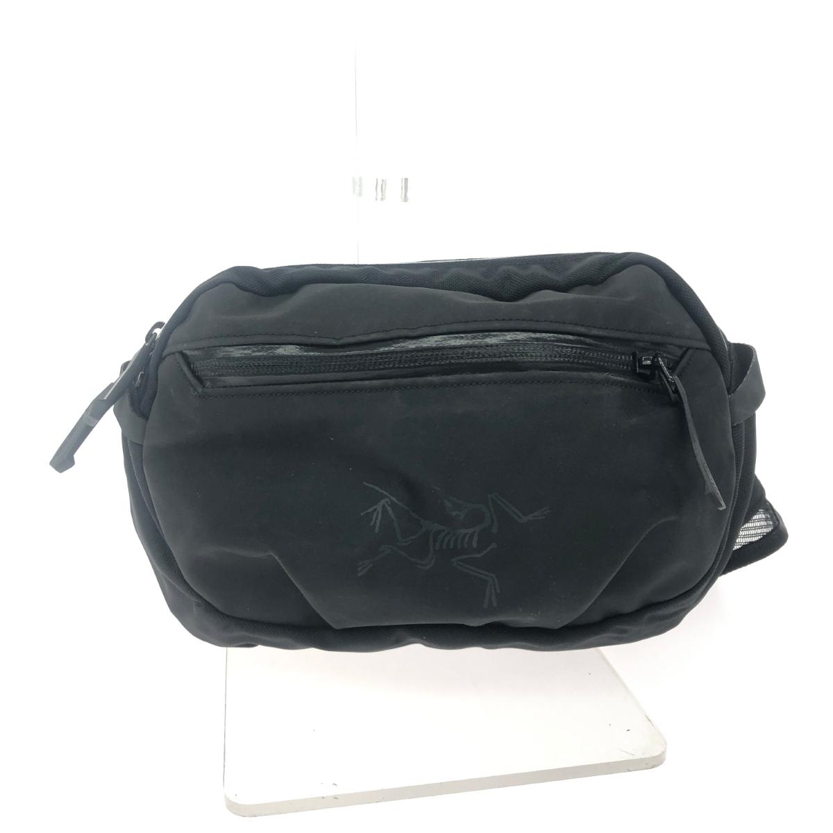 ARCTERYX アークテリクス 上半身御徒面子/アローウエストパック   メッシュうしろ側パッド/ナイロン    黒いこと ユニ一発やる【中古】