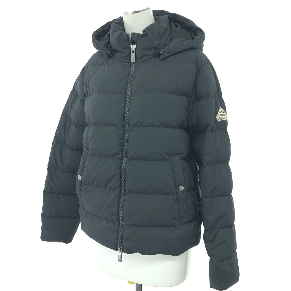 PYRENEX ピレネックス 落ち込む上衣 好ましい 大きさ:38 SPOUTNIC3/アウター   落ち込む90％ 黒いこと レディース【中古】