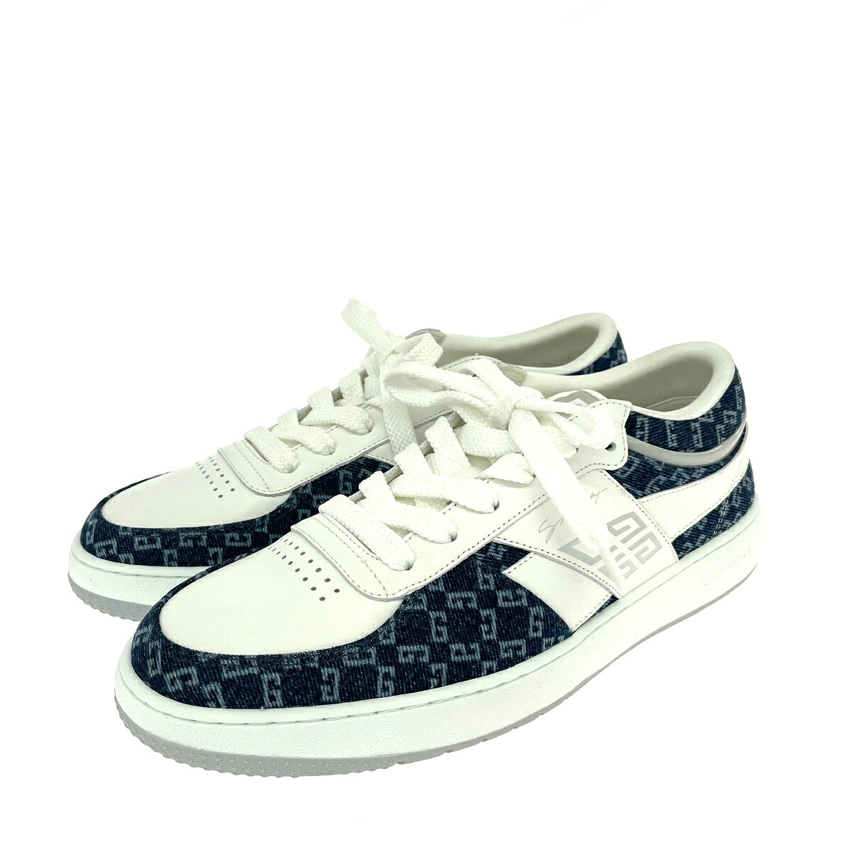 GIVENCHY ジバンシィ スニーカー 未使用品 表記サイズ:42 キャンバス&times;レザー DN0294 ホワイト/ネイビー メンズ【中古】｜リサイクル ティファナ 36,465円
