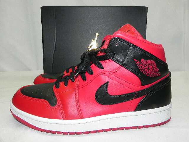 【中古】 2022年製 NIKE AIR JORDAN 1 MID ナイキ エア ジョーダン 1 ミッド  554724-660 バッシュ バスケット シューズ レッド ブラック 27.0 メンズ 靴 ８ホール カジュアル ストリート