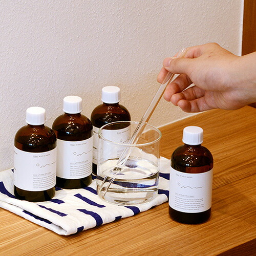 楽天市場 オオダイ アロマウォーター 芳香蒸留水 クロモジ アロマウォーター リネンウォーター 加湿器 空気清浄機 森 シンプル 天然 三重 大台 Odai Red Cabin