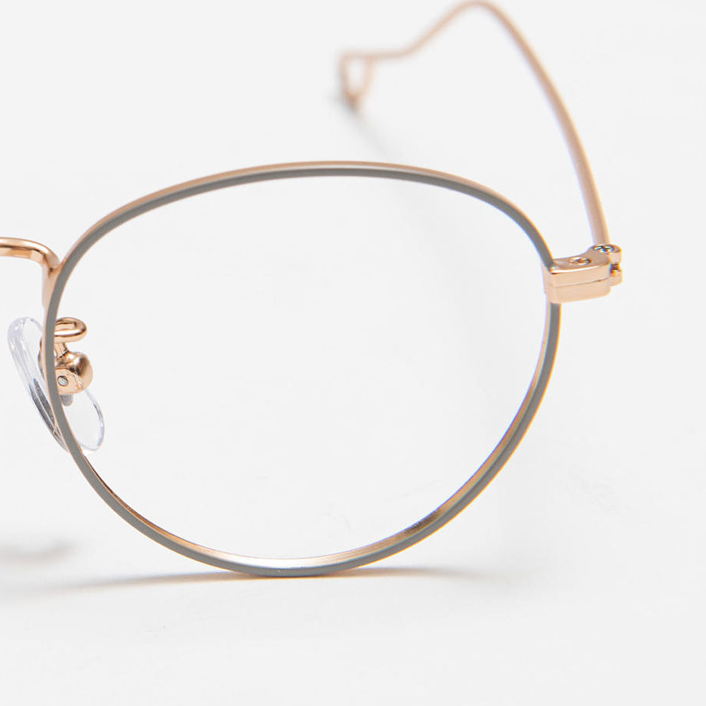 【レビューでクーポン&プレゼント】Ciqi NATALIE ブルーライト ・ UVカット 眼鏡 ( シキ レディース ナタリー メガネ 軽量 ブルーライトカット UVカット 99.9% サングラス 透明 クリアレンズ PC眼鏡 スマホメガネ 度なし 伊達メガネ おしゃれ ギフト ケース付き )