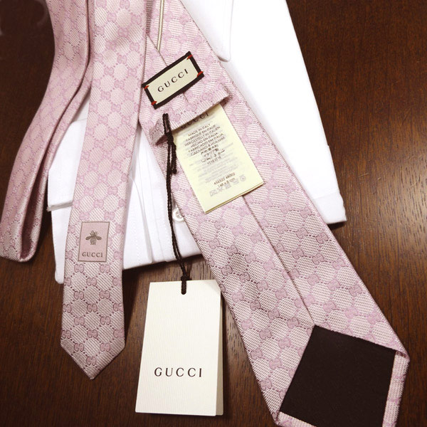 楽天市場 グッチ ネクタイ ピンク Gg柄 8cm Arend Gucci グッチネクタイ ネクタイ ブランド A35 送料無料 ｒｅｄ ｒｏｓｅ