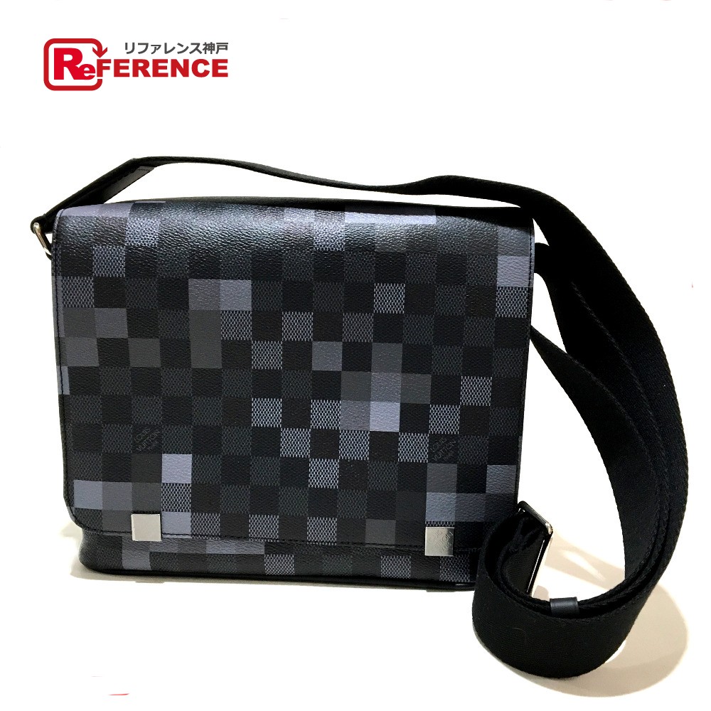Authentic Louis Vuitton Damier Graphite Pixel District Pm Messenger Bag Shoulder Gray Canvas N40072