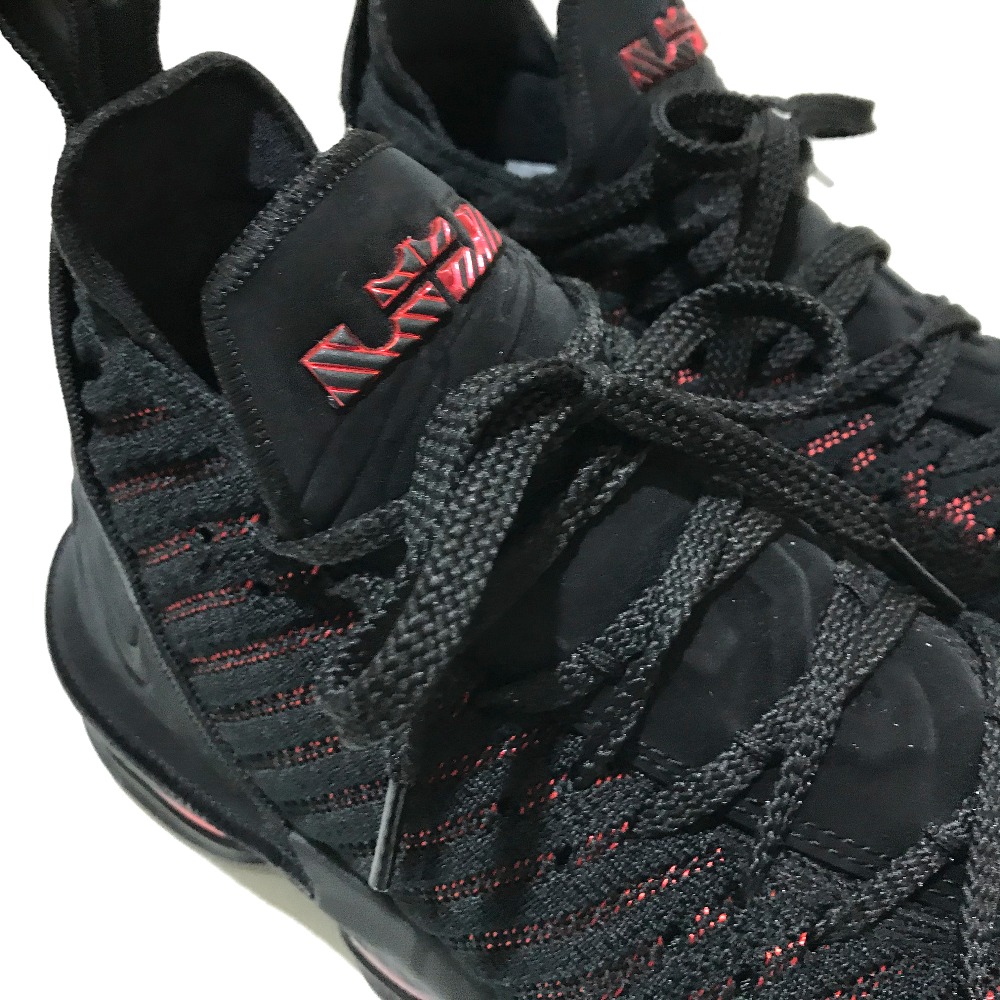 Nike LeBron 16 Little Kids' Shoe