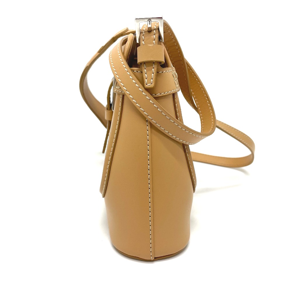 ブランド 薄茶 ショルダーバッグ メッセンジャーバッグ 中古良品 おしゃれ Tod S 中古 トッズ ショルダーバッグ レディースバッグ あす楽対応 送料無料 Tod S トッズ トッズ ベルト金具 ショルダーバッグ 斜め掛け ショルダーバッグ レザー レディース ベージュ ブランド 薄茶 ショルダーバッグ メッセンジャーバッグ 中古良品 おしゃれ Tod S 中古 トッズ ショルダーバッグ レディースバッグ あす楽対応 送料無料 Tod S トッズ トッズ ベルト金具 ショルダーバッグ 斜め掛け ショルダーバッグ レザー レディース ベージュ
