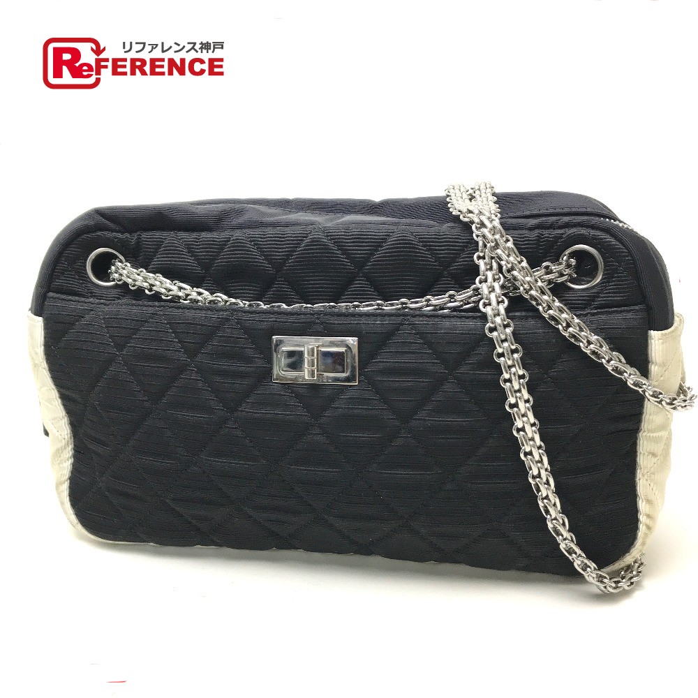 カイロリーズ様　CHANEL ベージュ チョコバーキルティング シャネル(Chanel) シャネル ショルダーバッグ チョコバー