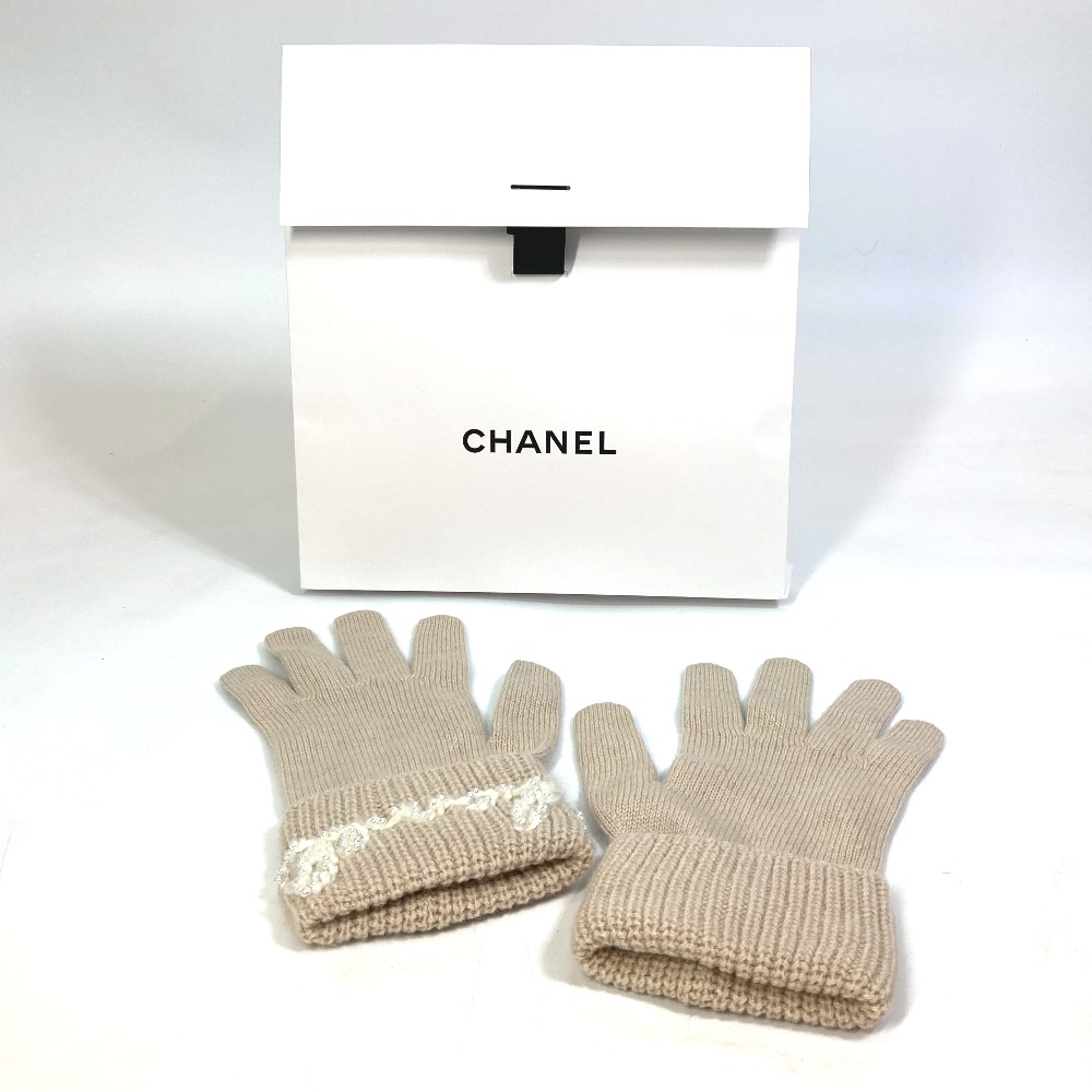 CHANEL シャネル 21A ロゴ 未使用 レディース ベージュ パール 手袋