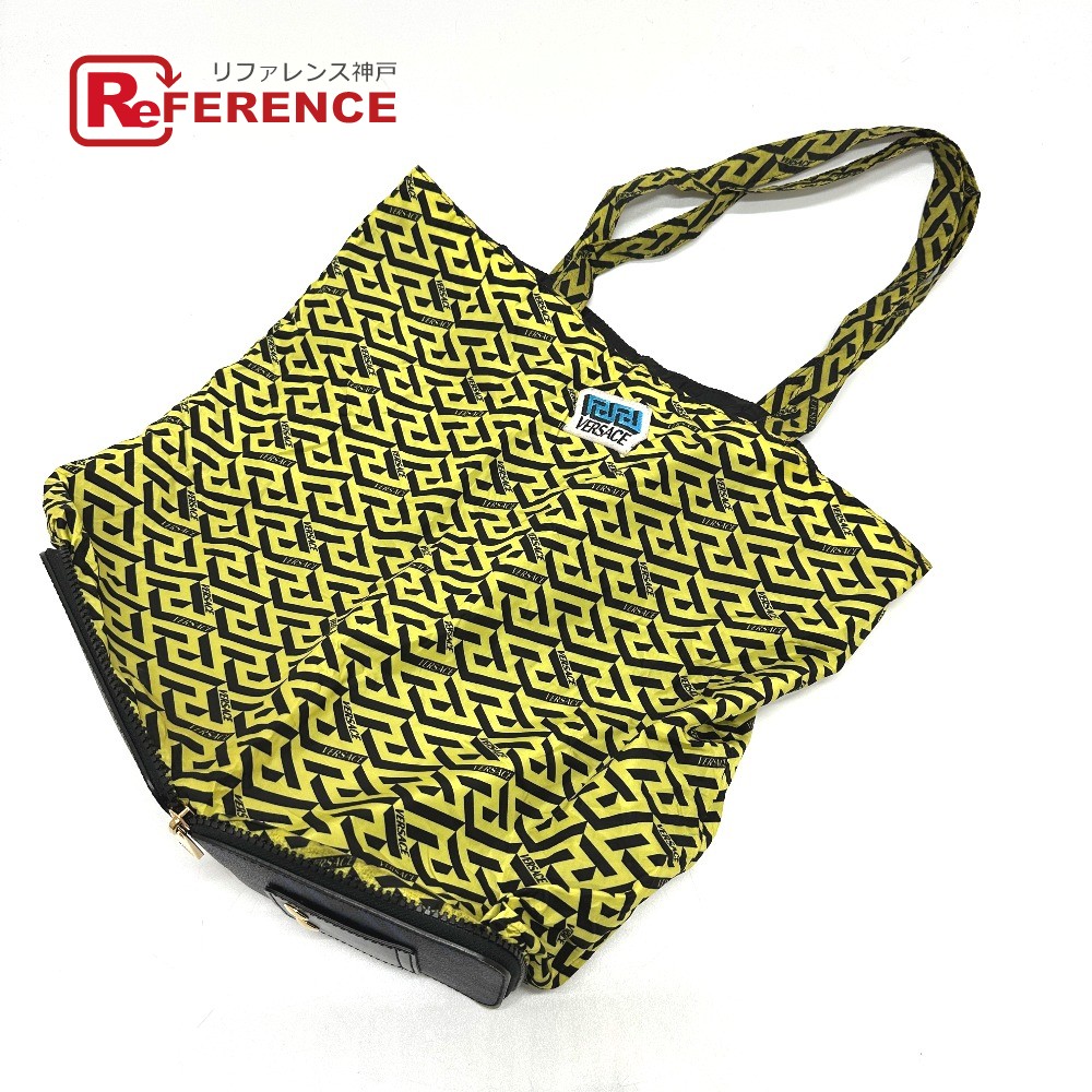 ✨美品 ジャンニヴェルサーチ サンバースト ゴールド金具 レザー チャーム imgrc0105974297.jpg