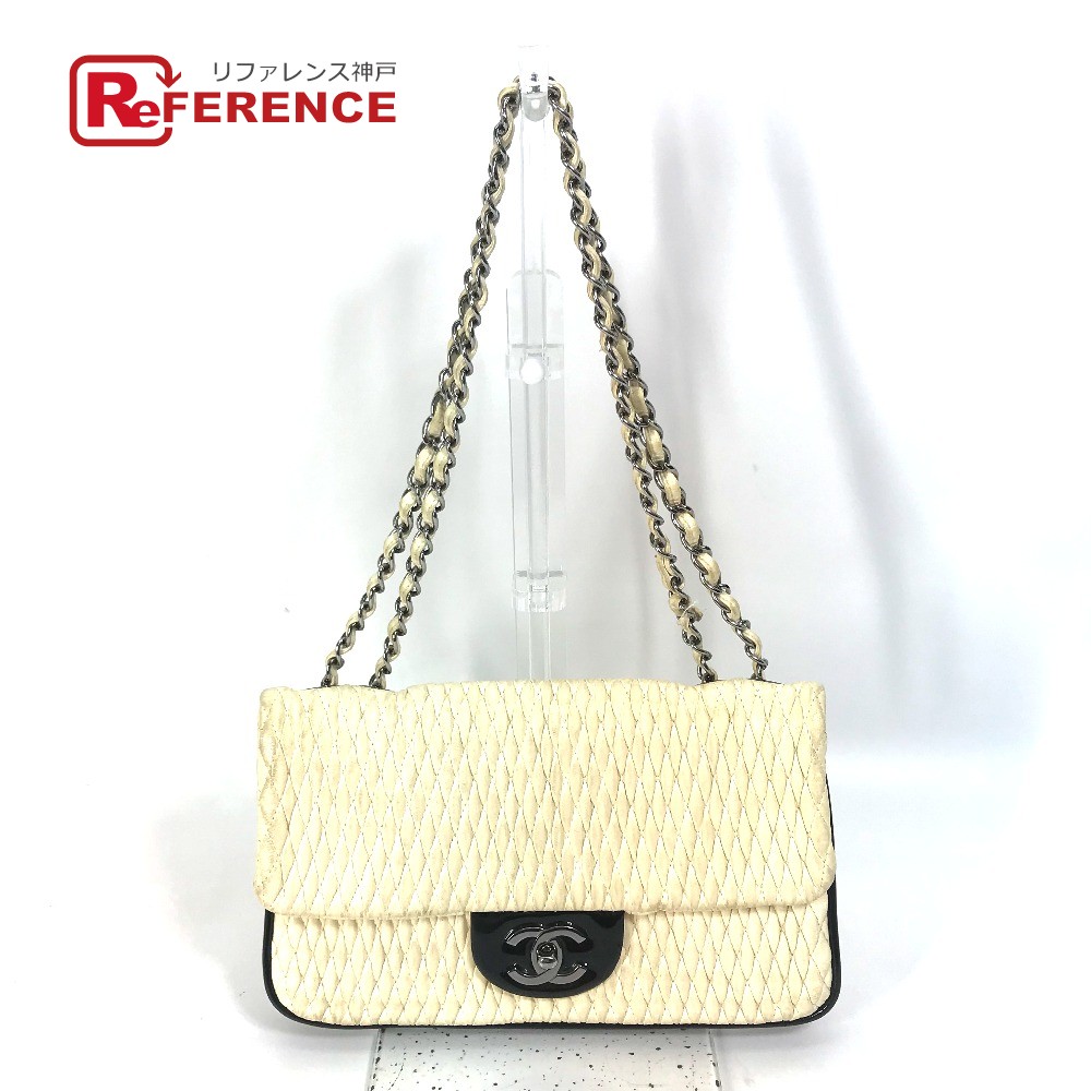CHANEL シャネル CC ココマーク チェーンバッグ 斜め掛け Wチェーン ショルダーバッグ ラムスキン /エナメル レディース ホワイト 【中古】｜ブランドショップ　リファレンス