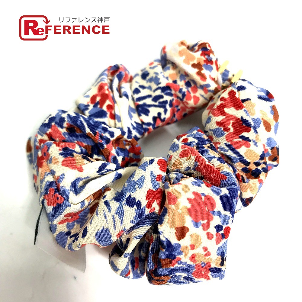 CELINE チェーン柄 ヘアシュシュ M109613587 - ヘアアクセサリー新 発売