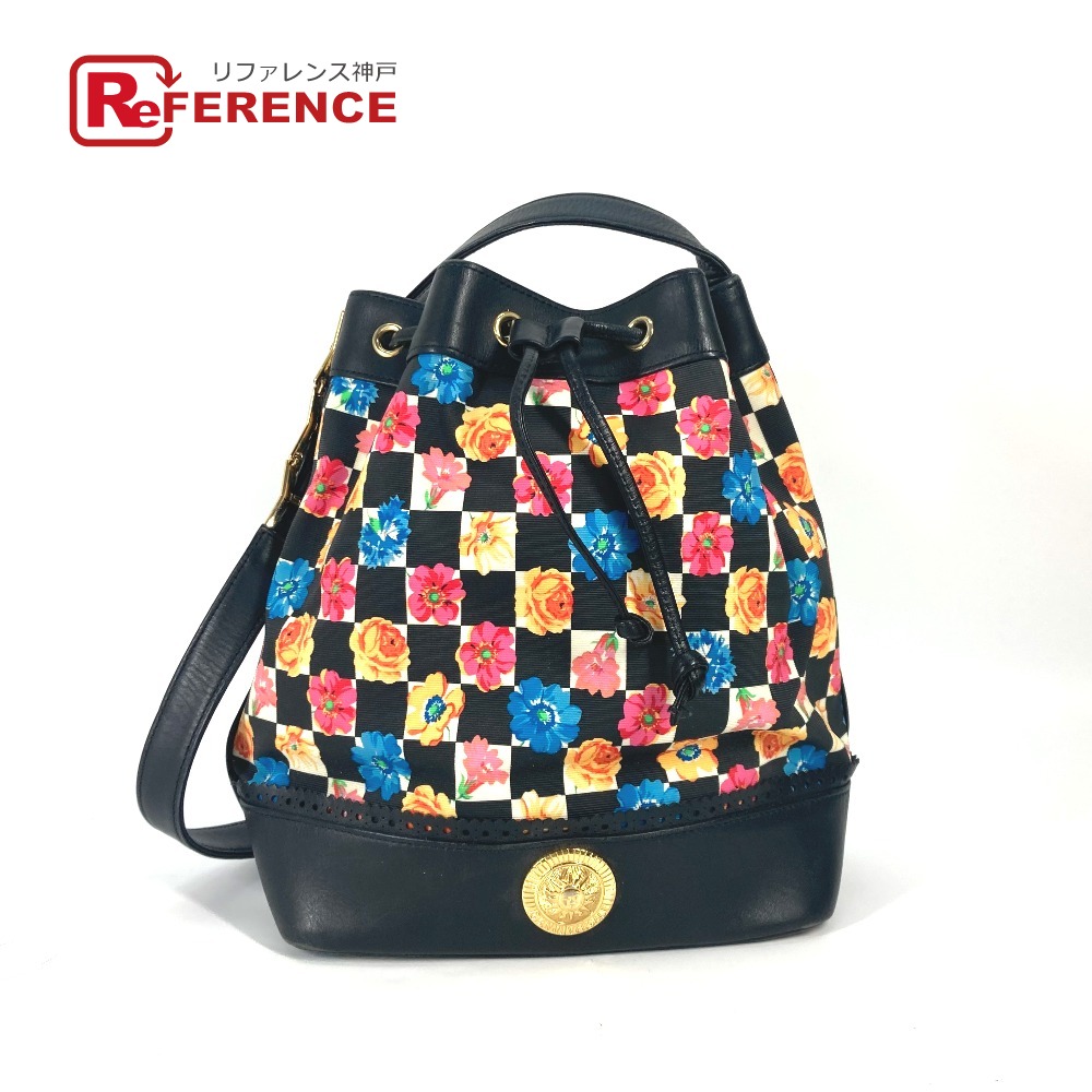 楽天市場】ヴェルサーチェ キルティング メデューサ 斜め掛け チェーン