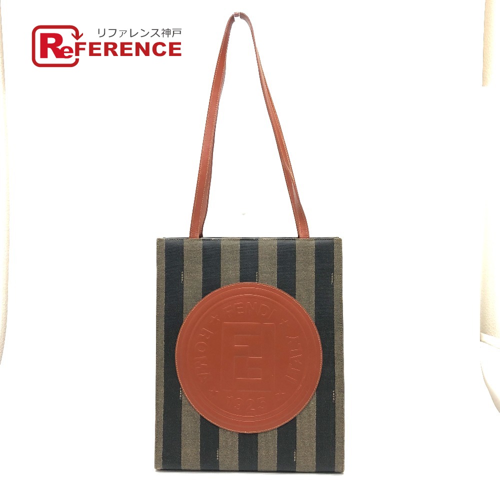 FENDI ペカン　ハンドバッグ　ロゴ　PVC レザー　ブラック FENDI フェンディ ペカン柄 ビッグロゴ PVC×レザー 2WAY