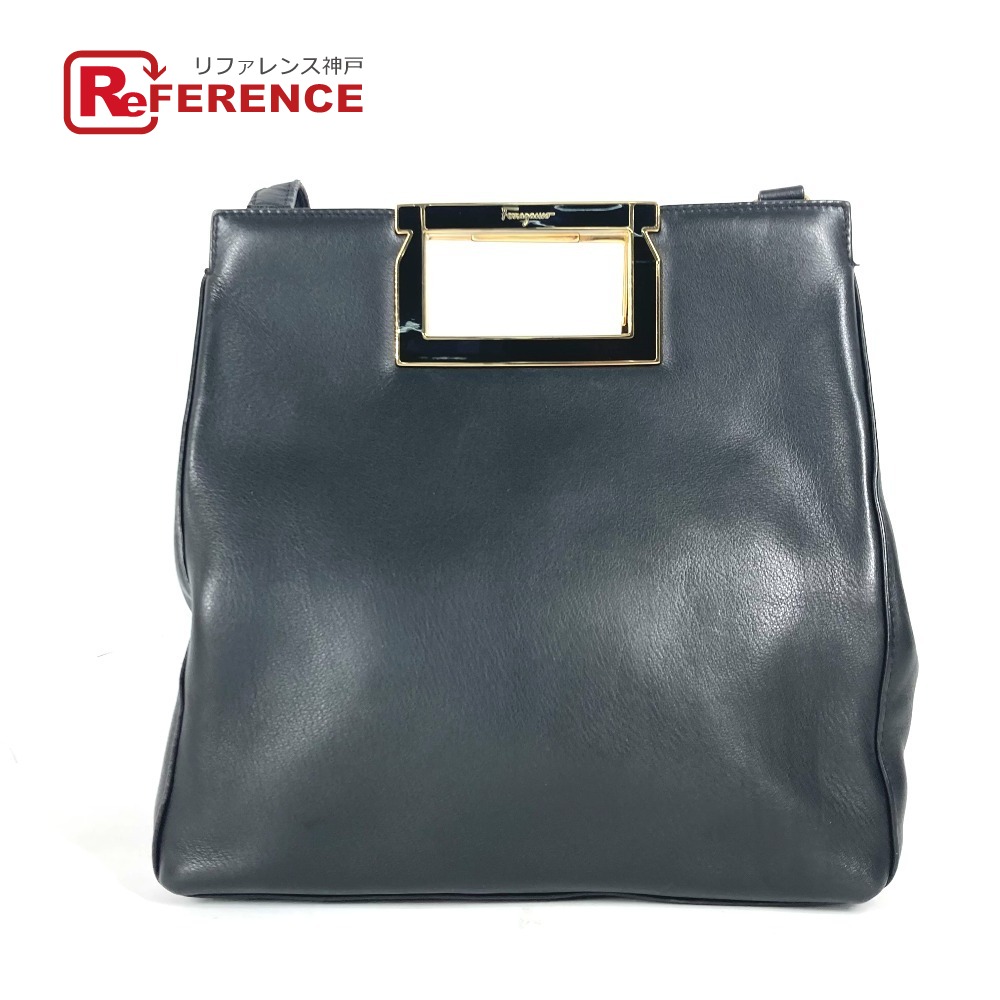 Salvatore Ferragamo サルヴァトーレフェラガモ ロゴ メタルハンドル 2WAYバッグ カバン ハンドバッグ ポシェット 斜め掛け ショルダーバッグ レザー レディース ブラック 【中古】