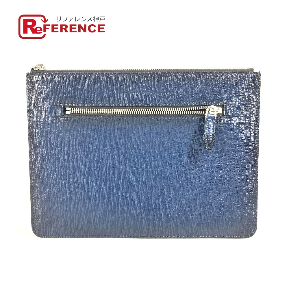 【アン アン】Ferragamo サルヴァトーレフェラガモポーチシルバー 美品 Salvatore Ferragamo サルヴァトーレフェラガモ ポーチ