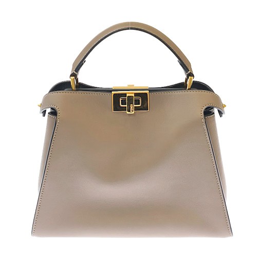 【P5倍★7/30限定！】 FENDI　フェンディ　ピーカブー アイコニック エッセンシャリー　8BN302　レザー　グレージュ　ゴールド金具　バッグ　ハンドバッグ｜ブランドショップルフレ店