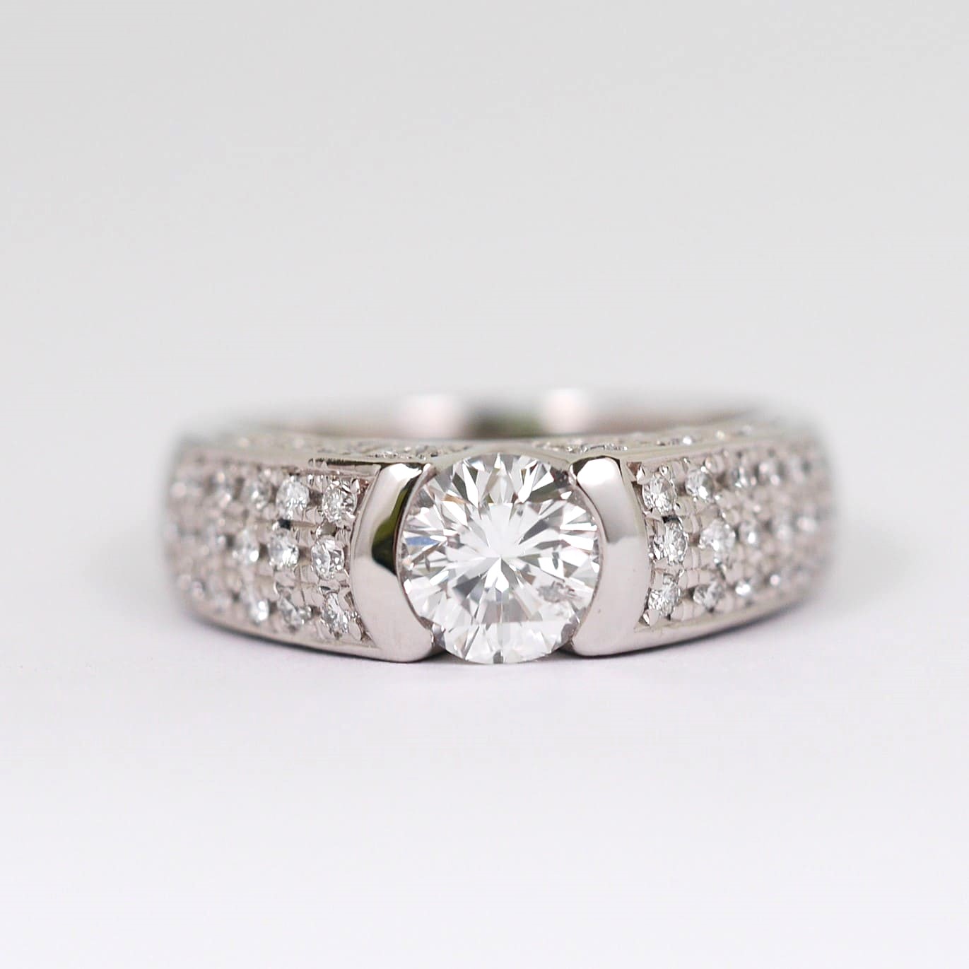 楽天市場】ダイヤモンド リング プラチナ 0.4ct Hカラー SI2 Good 中央