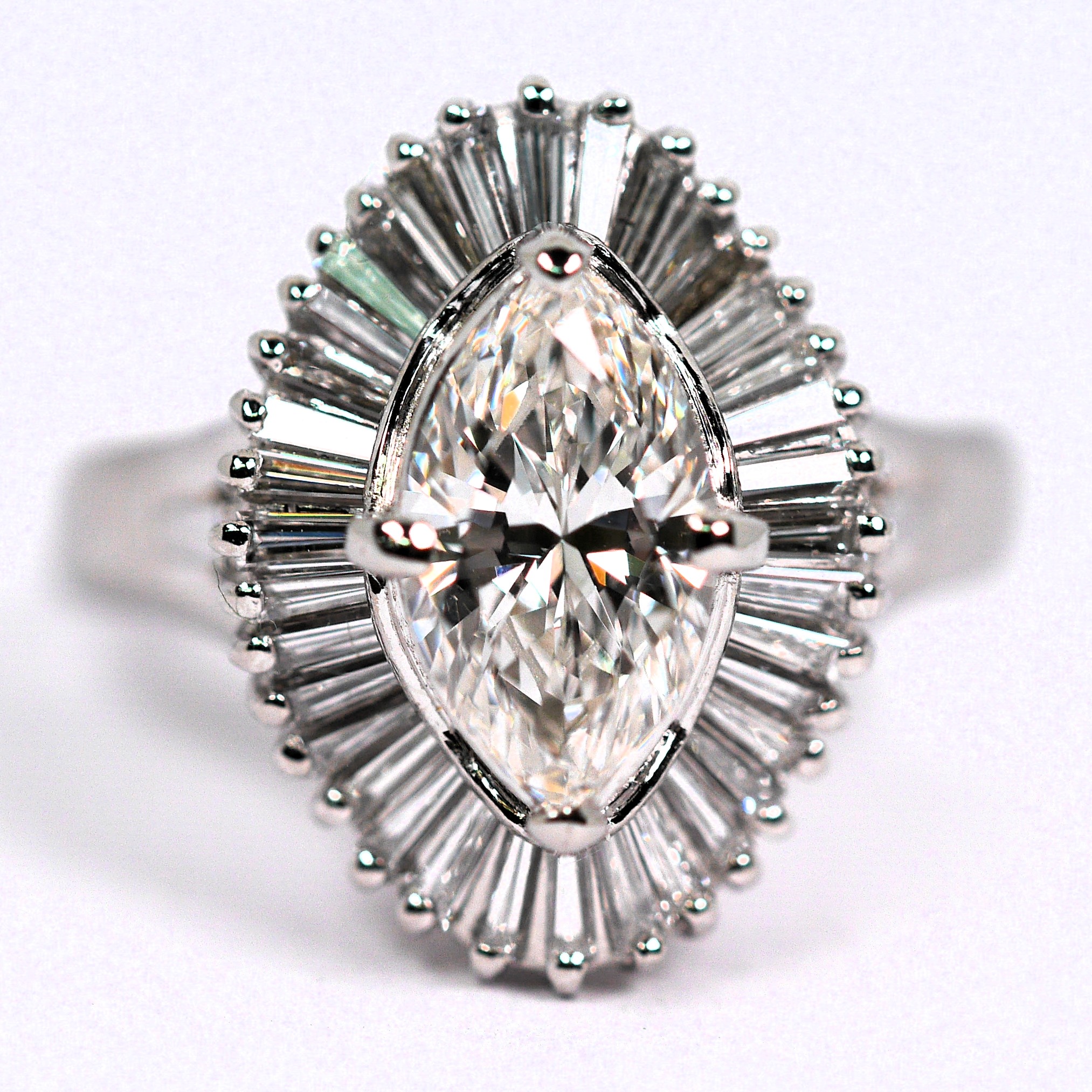 楽天市場】ダイヤモンド リング Pt900 マーキースカット 0.263ct VS1 J