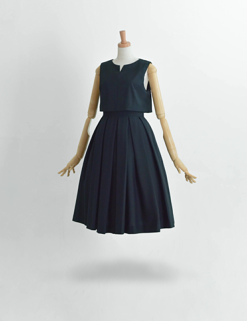 送料無料 ワンピース ベル Style 27 K21 秋 春 夏 フォーマル きれいめ 大人 上品 シンプル ホームクリーニング可 ストレッチ ワンピース ストレッチ 膝丈 オフィス 発表会 演奏会 七五三 黒 ママ 着痩せ 30代 40代 50代 レジーナ 神戸 ワンピース レディース