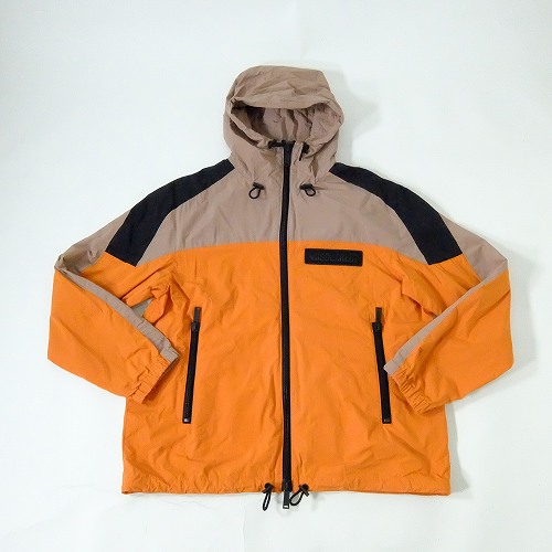 【中古】wa◇127 DSQUARED2 ディースクエアード Hi-King Windbreaker ハイキング ウインドブレーカー S71AN0370-S53578 サイズ46 【F-24326】