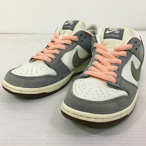【中古】 hi◇149 YUTO HORIGOME × NIKE SB DUNK LOW PRO QS WOLF GREY/IRON GREY-SAIL FQ1180-001 靴 スニーカー シューズ 大きさ: 26糎 スケートボーディング ダンク 労働者階級 クイックストライク 狼薄墨色/アイアン薄墨色-セイル 堀米雄斗 ナイキ
