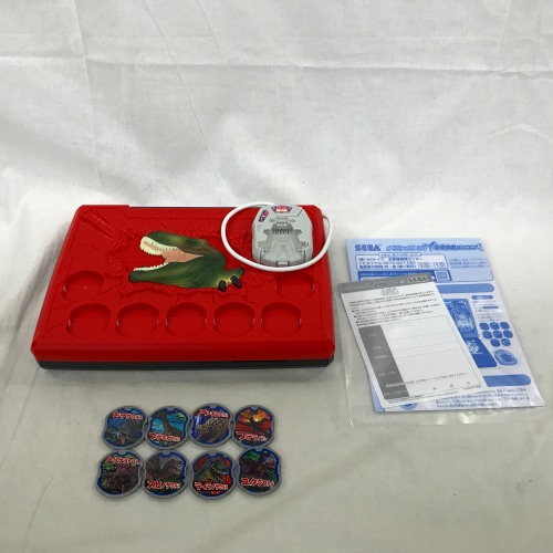 【中古】 hi◇61 SEGA メダルでバトル!! 恐竜図鑑パソコンΩ オメガ 電子玩具 セガ スーパー恐竜メダル Sティラノサウルス Sモササウルス付き